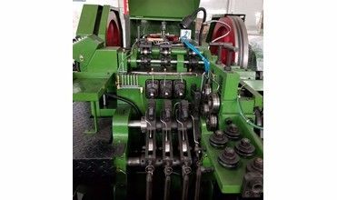 Macchina di abbattimento e di scavo fredda del ribattino cieco, ribattino che fa macchina, tipo del Sei-colpo del Tre-dado