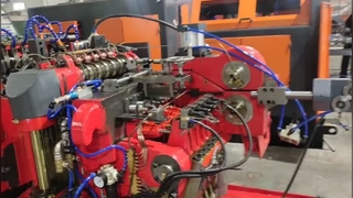 Macchina per l'intestazione a freddo di rivetti ciechi di marca DURA Macchina per la produzione di rivetti 380V ad alta precisione per acciaio inox